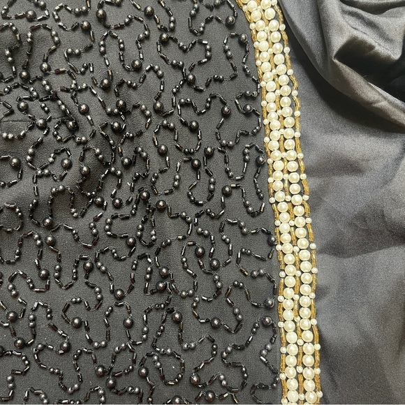 Draper’s & Damon’s Petites Black Sequins Faux Beaded Pearl Set Cardigan w/Top - Picture 6 of 16